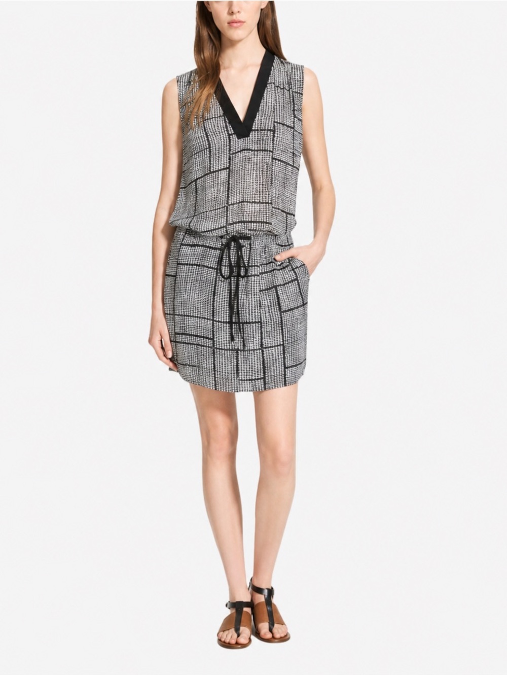 Vince 100% Silk Sleeveless Dress Black White Geometric Print V-Neck Size M